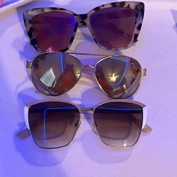 SOLD!! - Picture 1 of 4